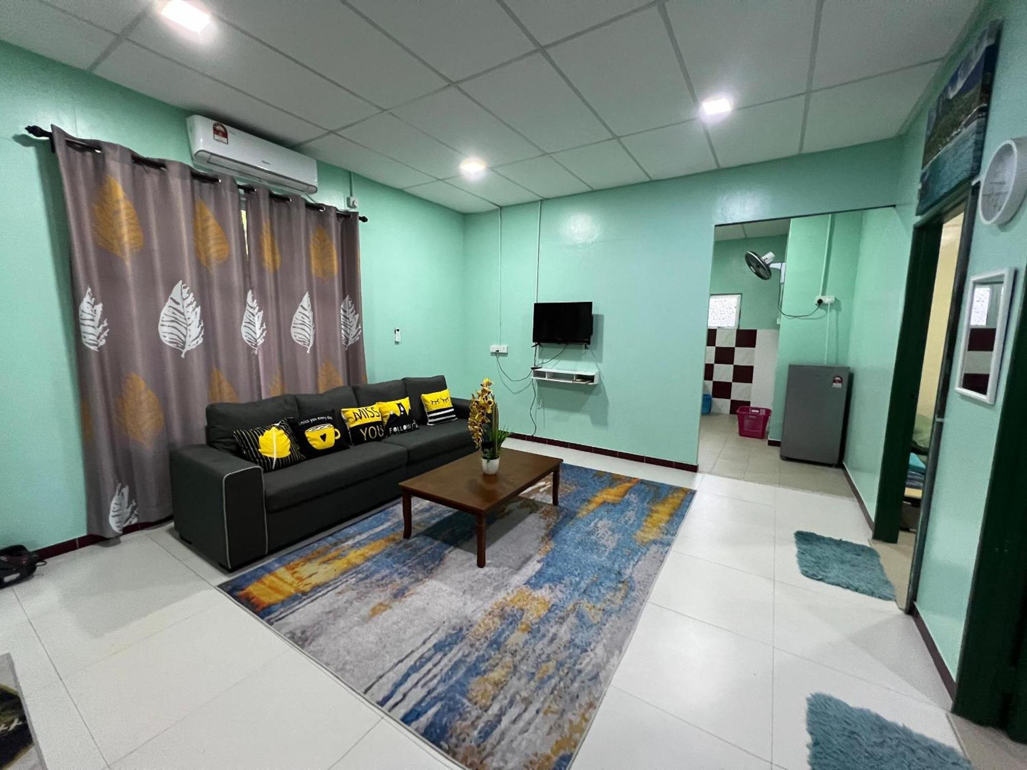 Mukut Coral Chalet Kampong Mukut Ngoại thất bức ảnh